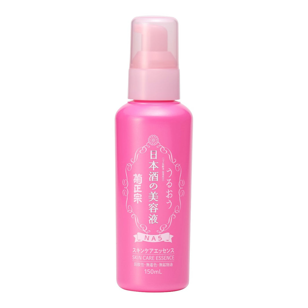 KIKU-MASAMUNE Sake Skin Care Essence 150 ml med fermenterat risextrakt, rosa flaska, japansk-engelsk etikett.